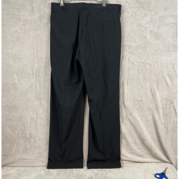 Ben Hogan Mens Dress Pants Size 34x30 Black Pleated Polyester Blend Straight Leg - Picture 12 of 12